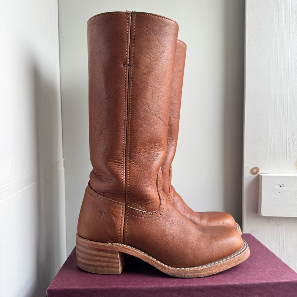EUC Frye Campus Tan Boots 7.5
